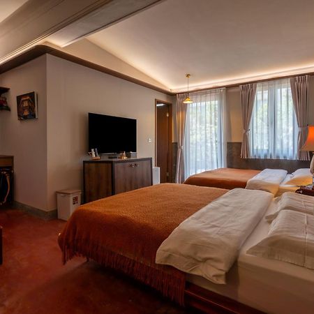 Enzo House Apartment Keelung Bagian luar foto