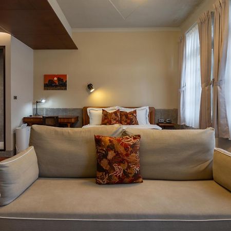 Enzo House Apartment Keelung Bagian luar foto