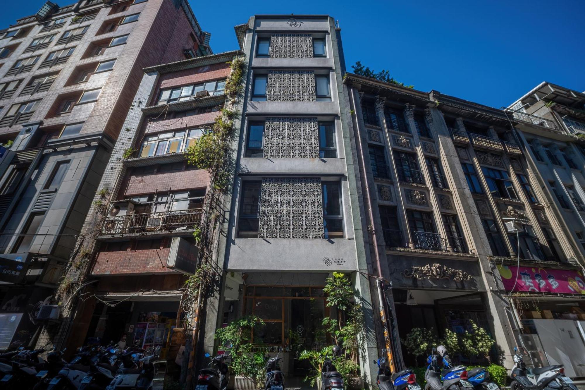 Enzo House Apartment Keelung Bagian luar foto