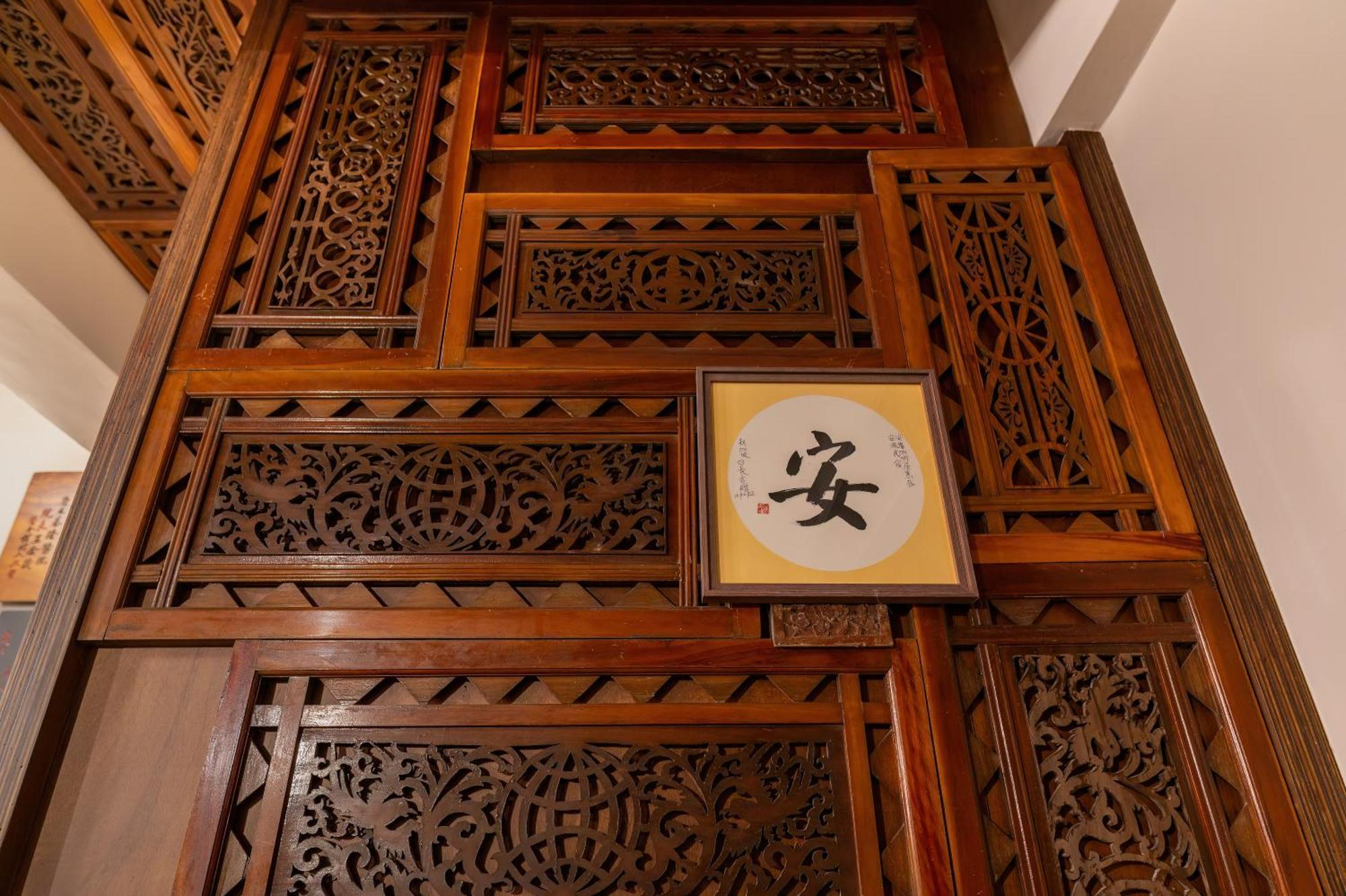 Enzo House Apartment Keelung Bagian luar foto