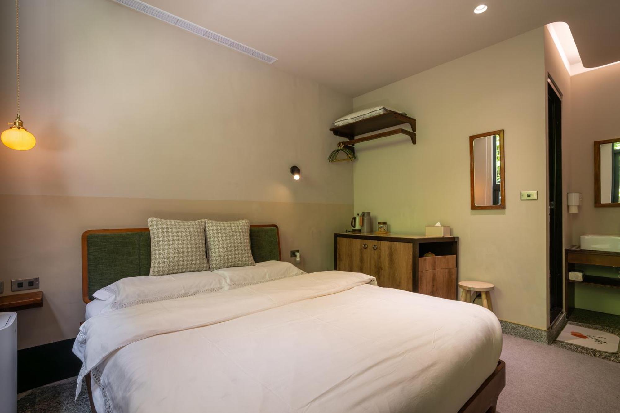 Enzo House Apartment Keelung Bagian luar foto