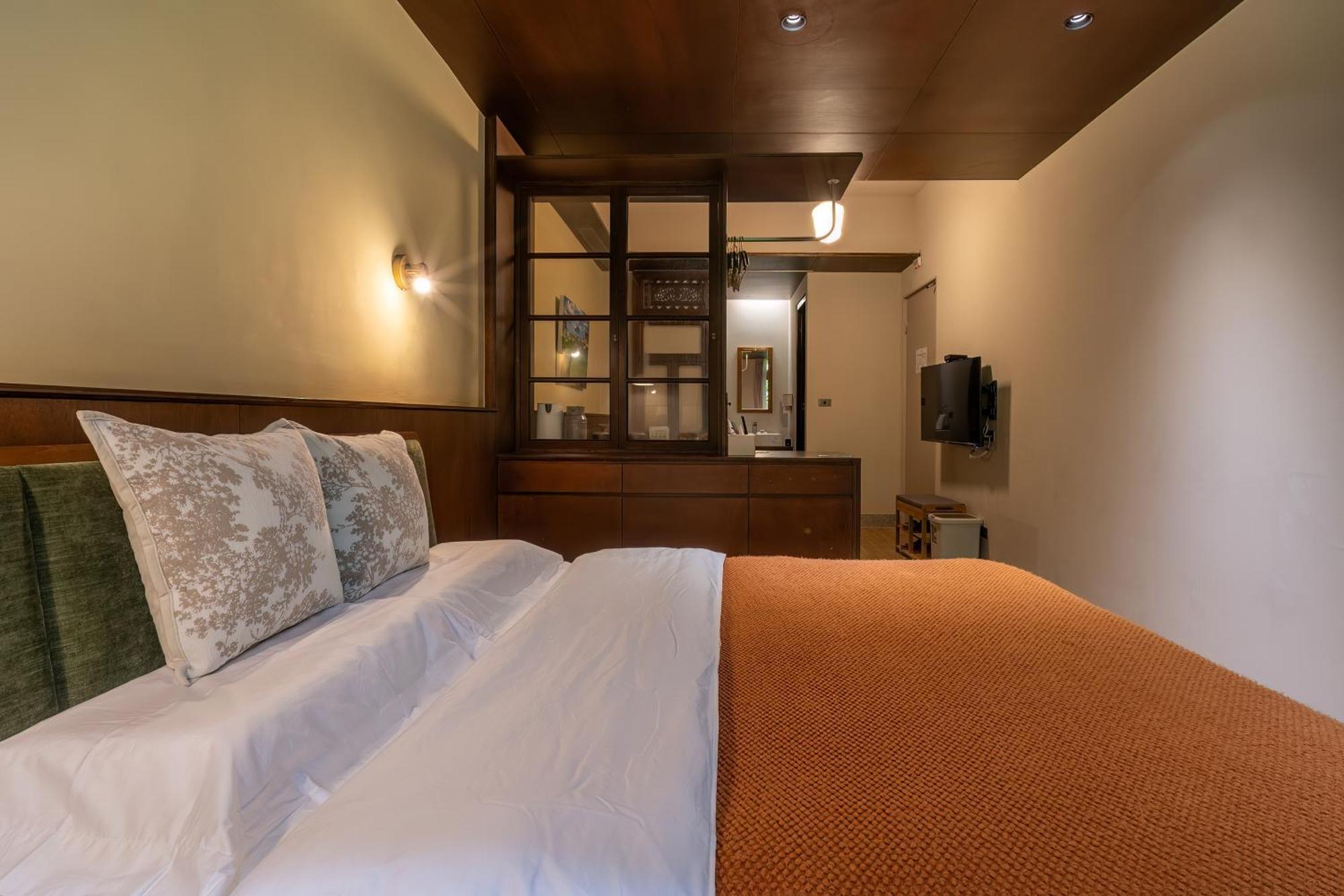 Enzo House Apartment Keelung Bagian luar foto